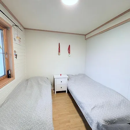 Sentral Og Romslig Pa Apartament